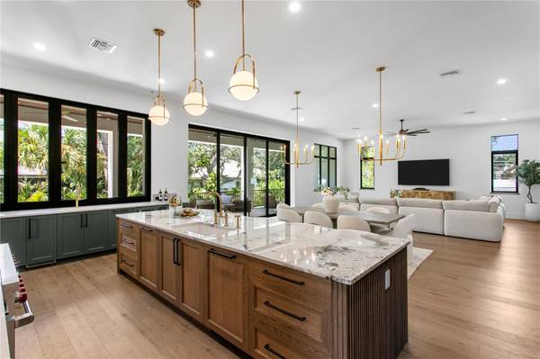 403 S BARBARA LN, Tampa, FL, 33609 photo 19