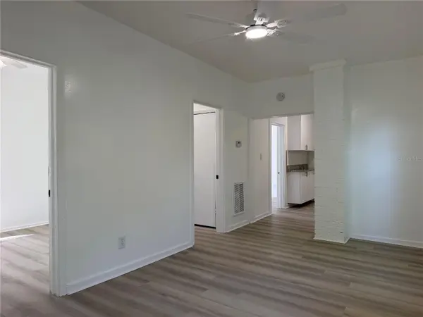 8316 N KLONDYKE ST, Tampa, FL 33604
