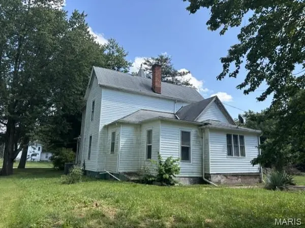 307 Yates, Tallula, IL 62688