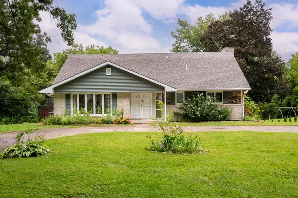 3120 Allen ST, Muscatine, IA 52761