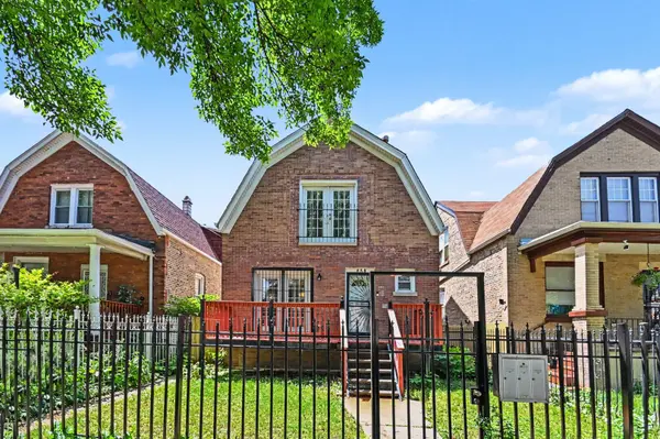 Address not disclosed, Chicago, IL 60651