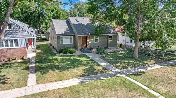404 Walnut ST, Marshall, MN 56258