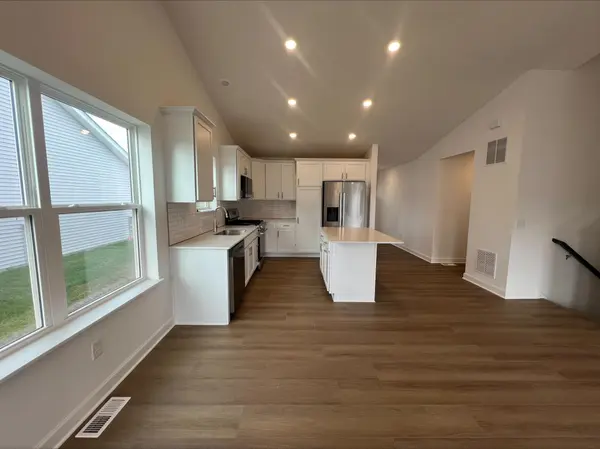 7465 Lotus LN, Lino Lakes, MN 55038