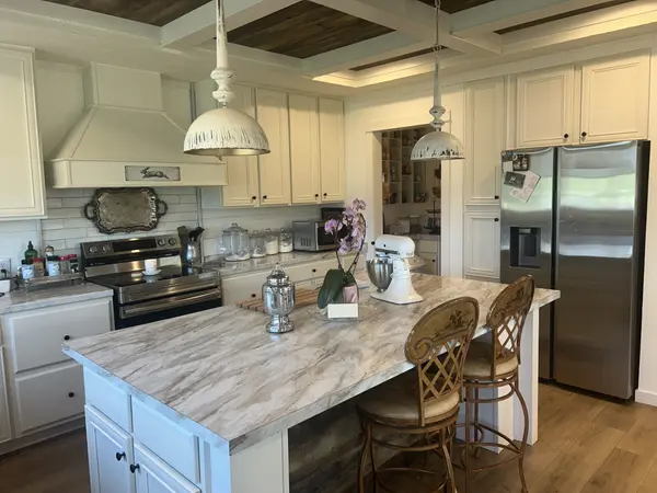 792 Brewer Rd, Crossville, TN 38572