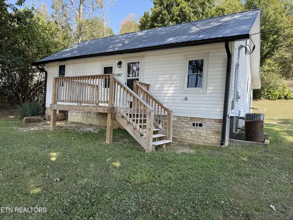 4397 Round Mountain Rd, Jamestown, TN 38556