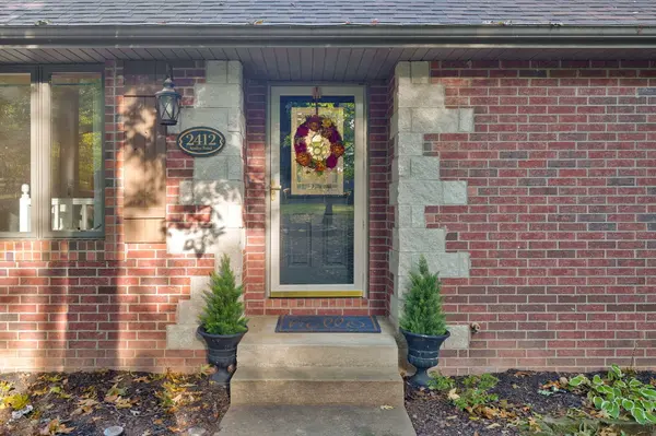 2412 W Azalea RD, Nixa, MO 65714