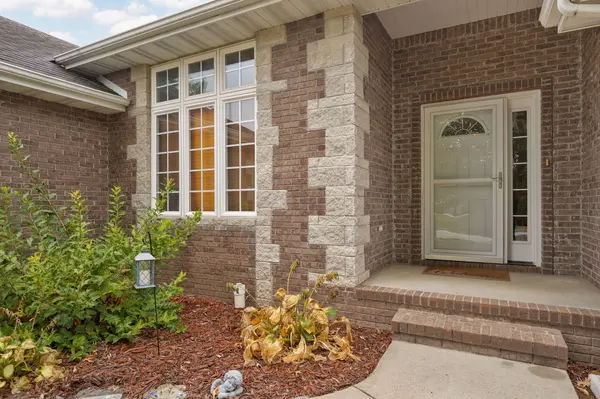 5047 S Greenfield RD, Battlefield, MO 65619