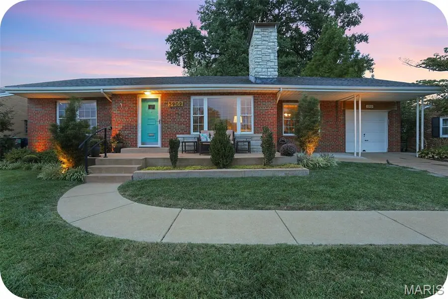 5909 Childress AVE, St Louis, MO 63109