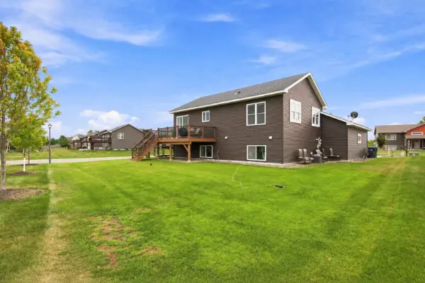 270 Prairie RD, New Richmond, WI 54017
