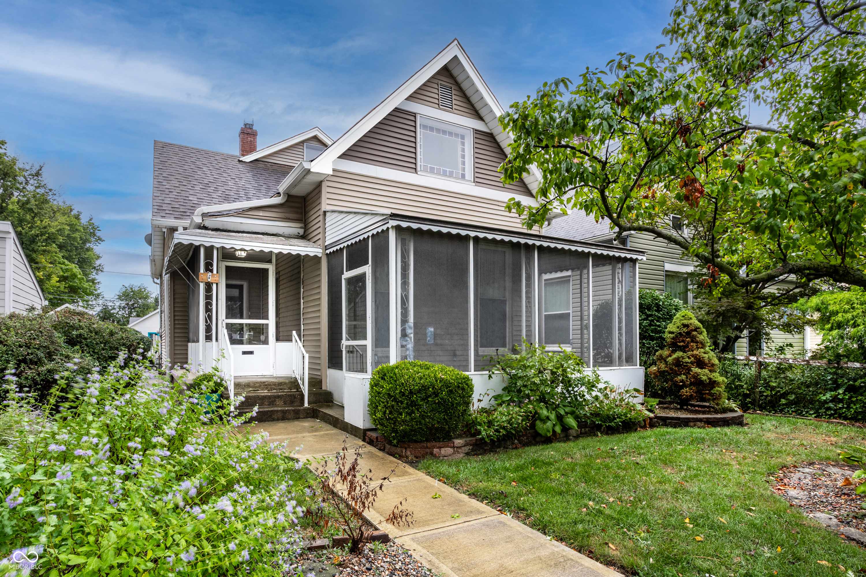 1527 Woodlawn AVE, Indianapolis, IN 46203