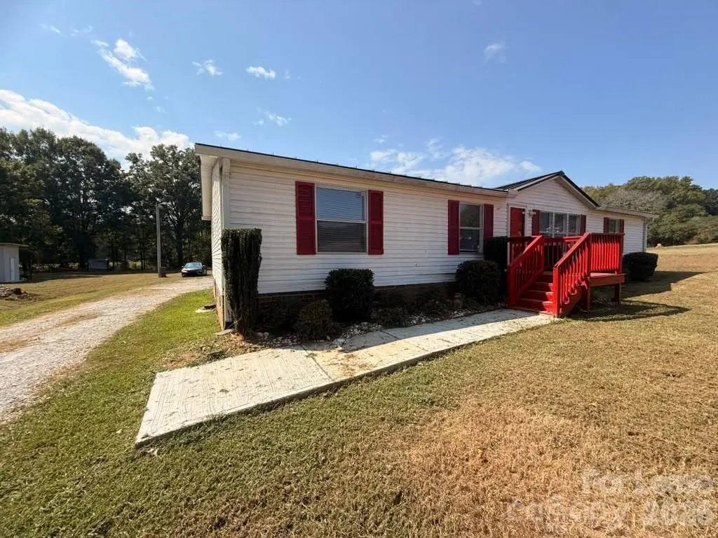 6117 Sunrise LN, Monroe, NC 28112
