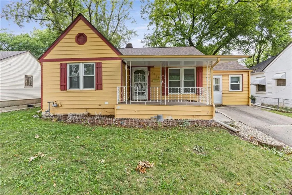 6318 Bellefontaine AVE, Kansas City, MO 64132