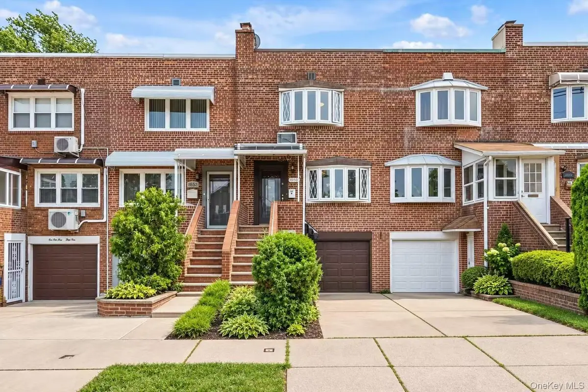 15150 11th AVE, Whitestone, NY 11357