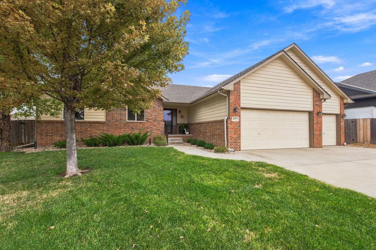 2917 N Rock Bridge Ct, Derby, KS 67037