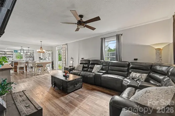 106 Guffey RD, Cherryville, NC 28021