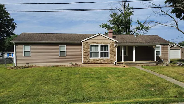 7 Daviess DR, Washington, IN 47501