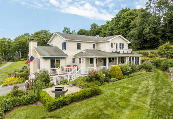 6 Bloomer RD, North Salem, NY 10560