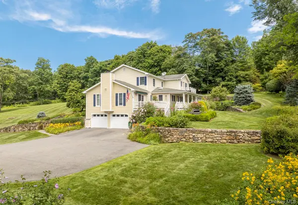 6 Bloomer RD, North Salem, NY 10560