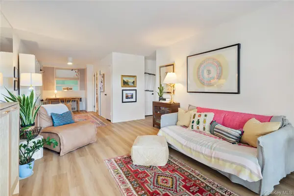 2575 Palisade AVE #3J, Bronx, NY 10463