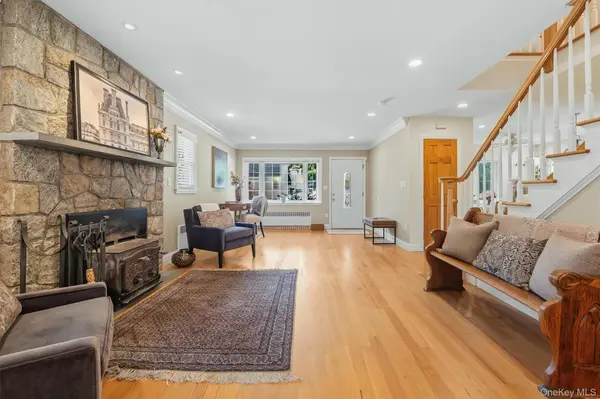 87 Bolton AVE, White Plains, NY 10605