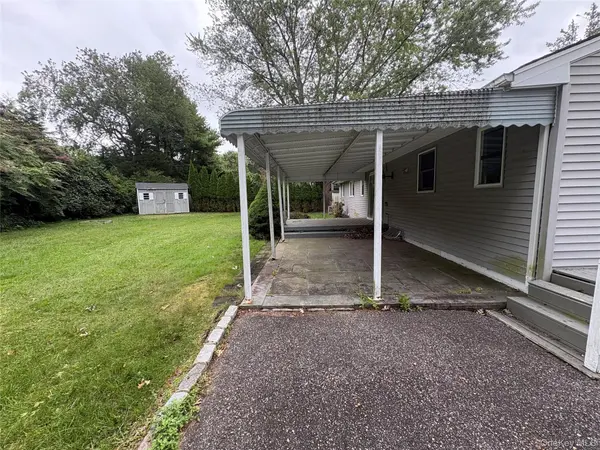 9 Harrison AVE, East Setauket, NY 11733