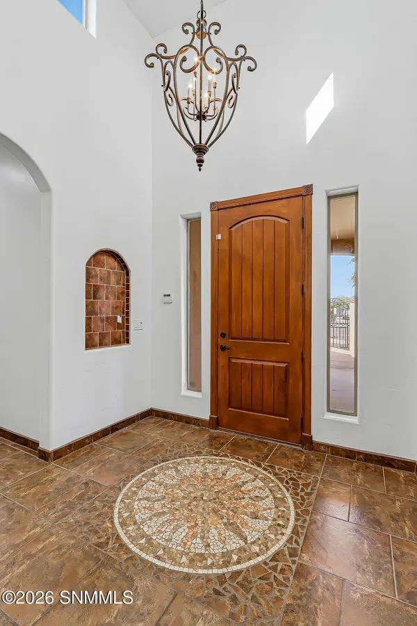4192 Santa Lucia Arc, Las Cruces, NM 88005