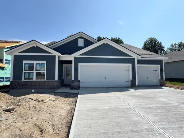 1431 Agogo WAY, Greenwood, IN 46143