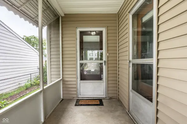 1527 Woodlawn AVE, Indianapolis, IN 46203