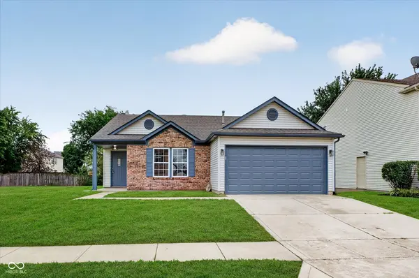 2203 Summerfield DR, Plainfield, IN 46168