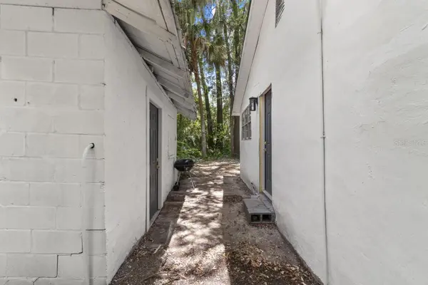 1118 NW 7TH AVE, Ocala, FL 34475