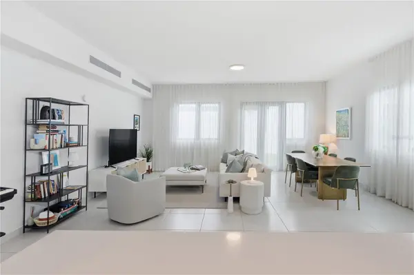 28 CALLE VOLGA, Bayamon, PR 00959