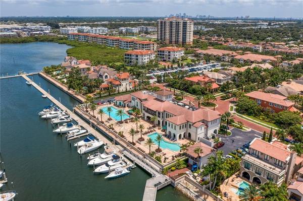 6002 YEATS MANOR DR #101, Tampa, FL 33616
