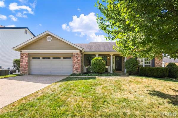 3044 Brentmoor DR, St Charles, MO 63303