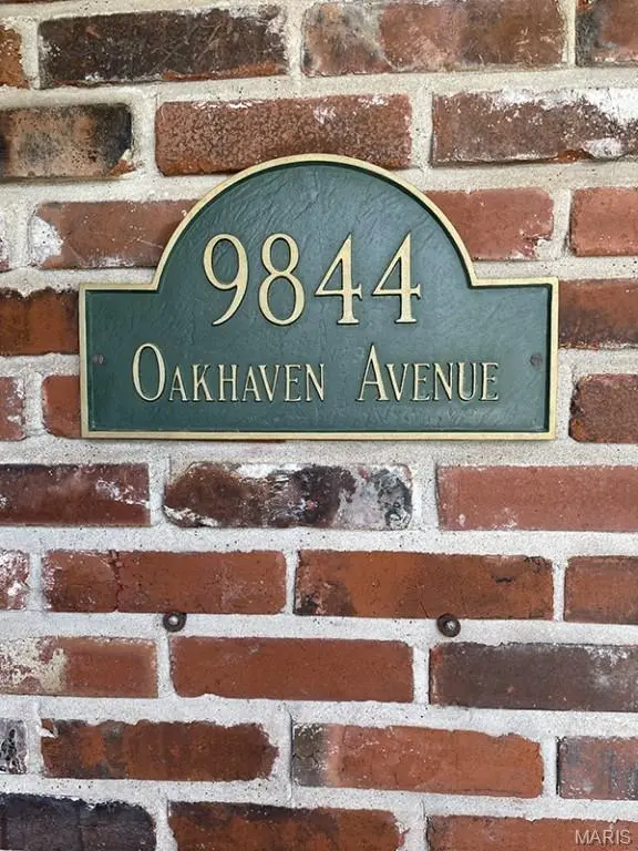 9844 Oak Haven AVE, St Louis, MO 63119
