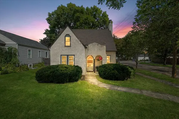 1223 Niles AVE, Saint Paul, MN 55116