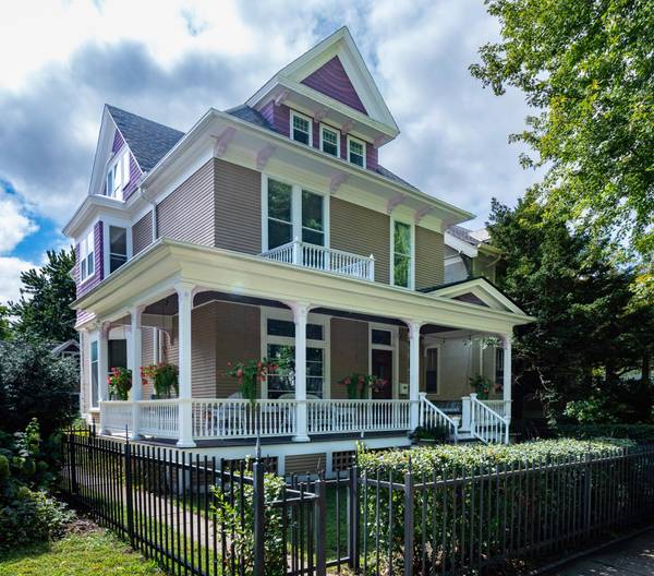 832 Fairmount AVE, Saint Paul, MN 55105