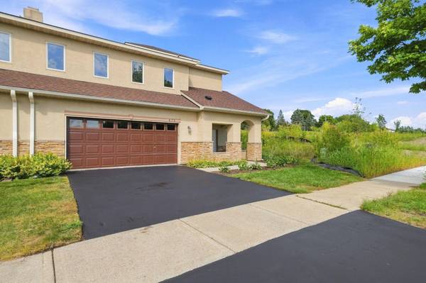 675 Sienna DR, Watertown, MN 55388