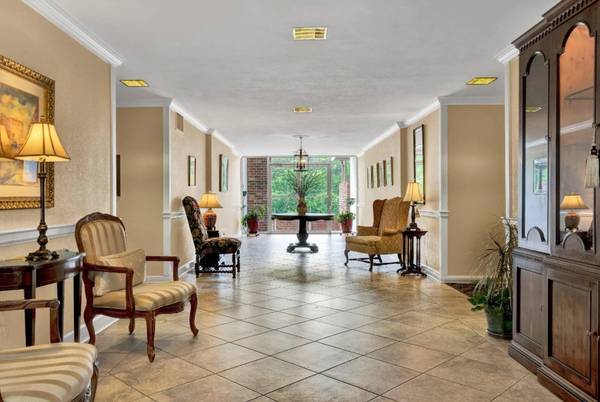 1414 Continental Drive, Chattanooga, TN 37405