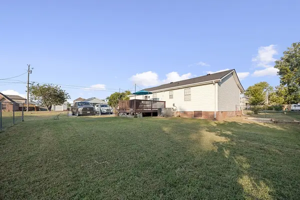 1320 Raden Dr, Lebanon, TN 37087