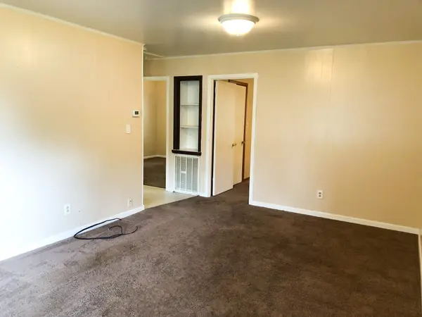 300 N Jefferson St #B, Winchester, TN 37398