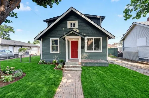 829 E Crown Ave, Spokane, WA 99207