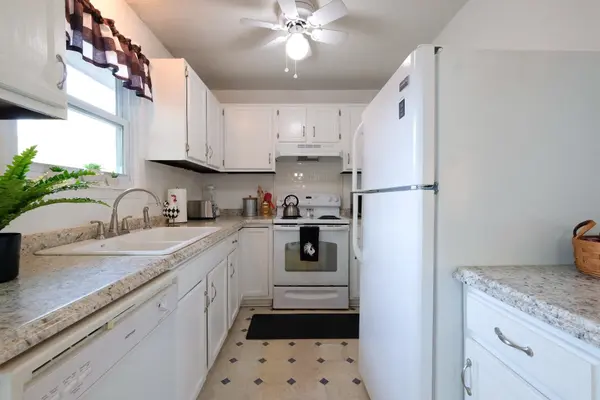 1814 E Frontenac, Park City, KS 67219