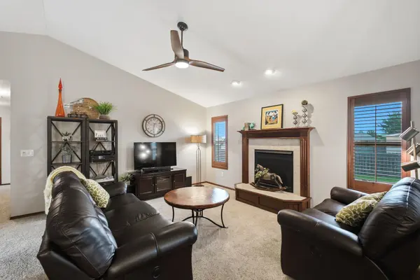 2917 N Rock Bridge Ct, Derby, KS 67037