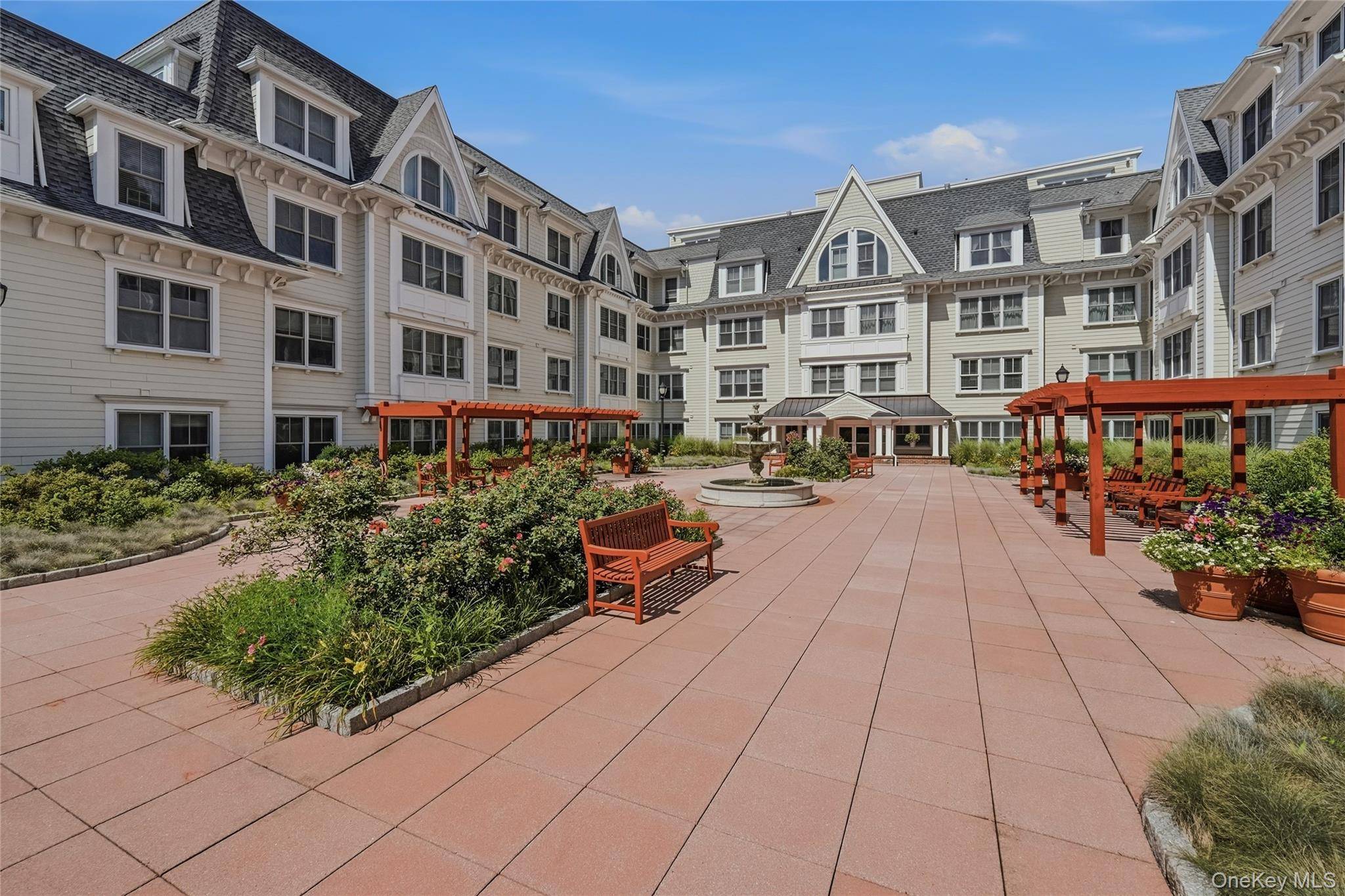 225 Stanley AVE #107, Mamaroneck, NY 10543