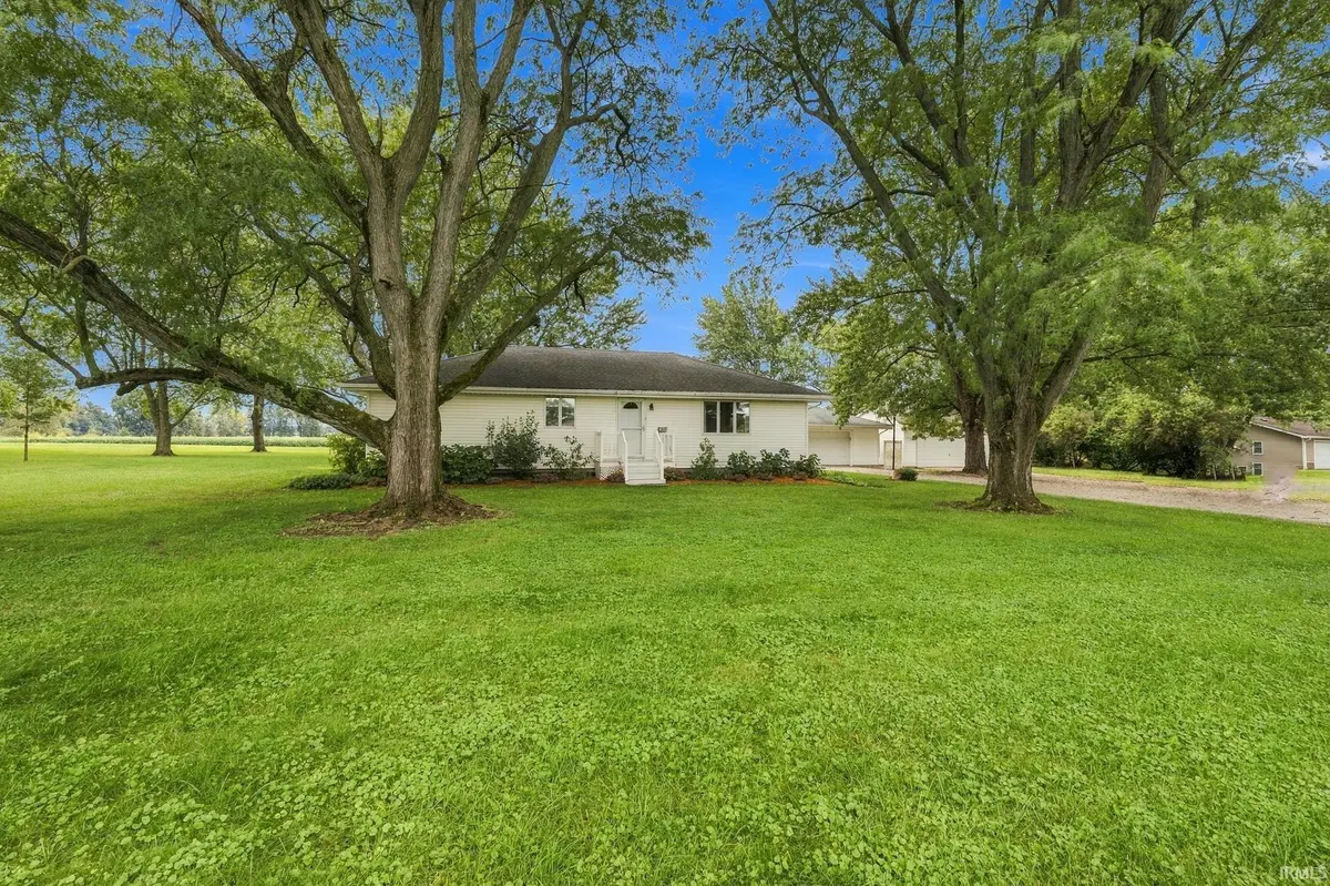 1650 E 950 N ***, Ossian, IN 46777