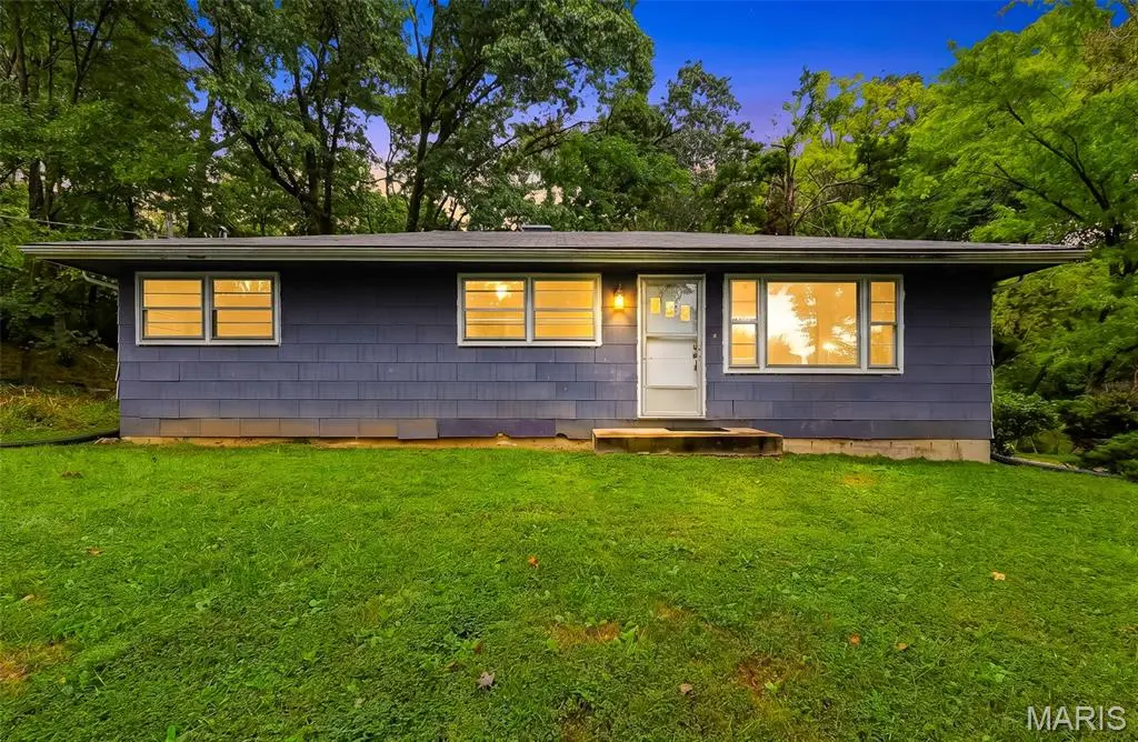 18651 Saint Albans RD, Wildwood, MO 63038