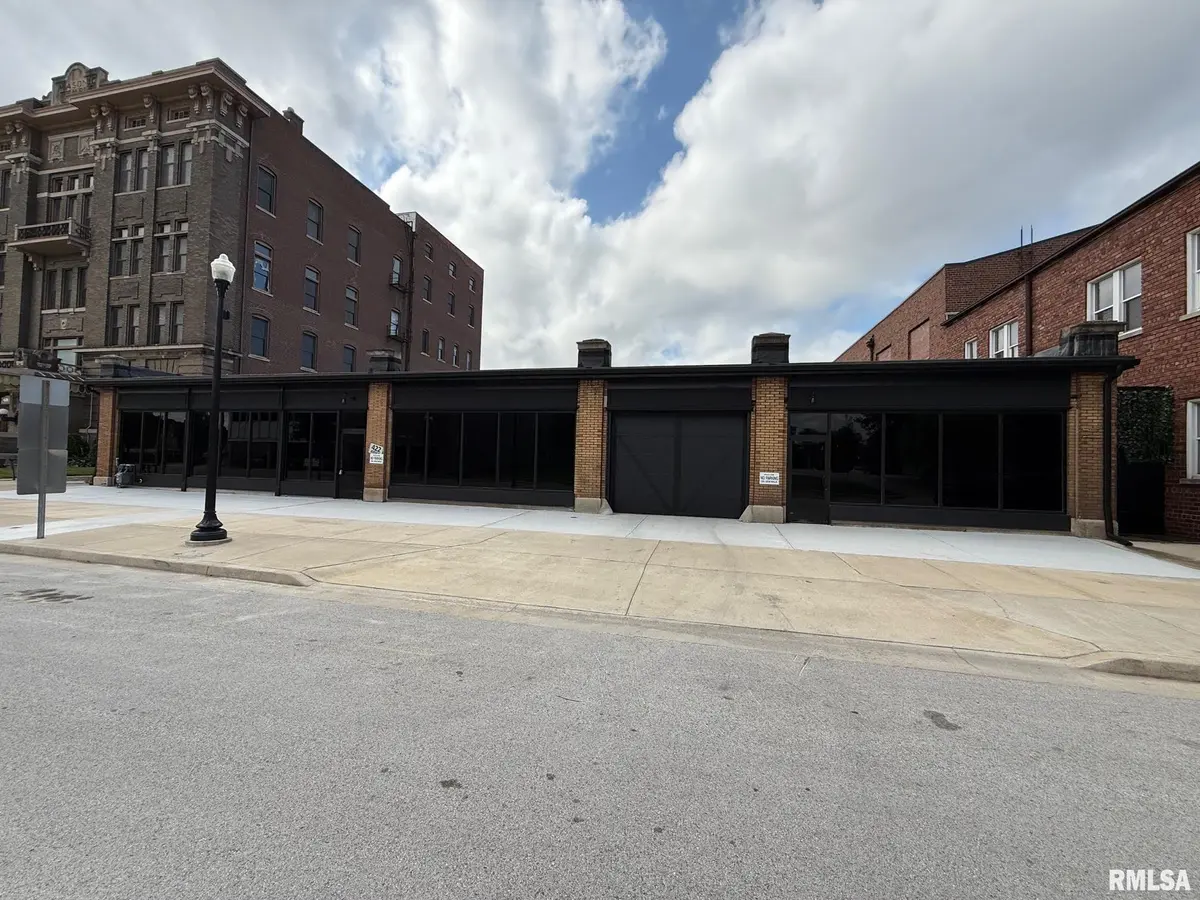 422 JERSEY ST #Suite B, Quincy, IL 62301