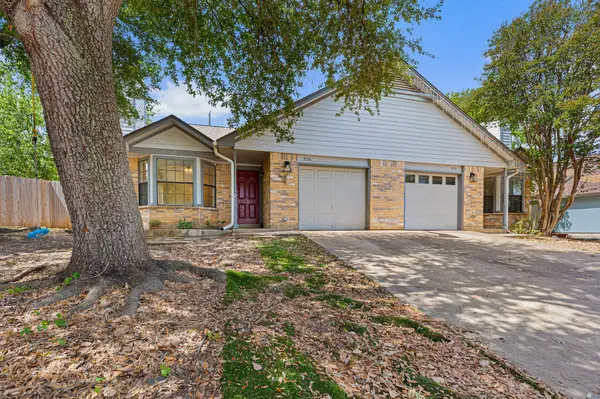 906 Oleander LN #906, Round Rock, TX 78664