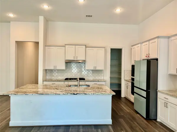 808 Clear Spring LN, Leander, TX 78641
