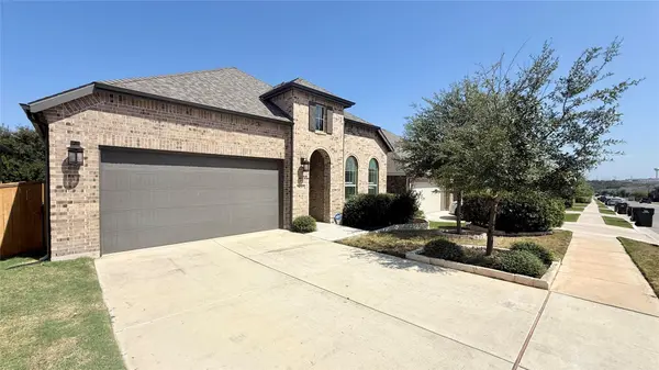 428 Trailing Lantana LN, San Marcos, TX 78666